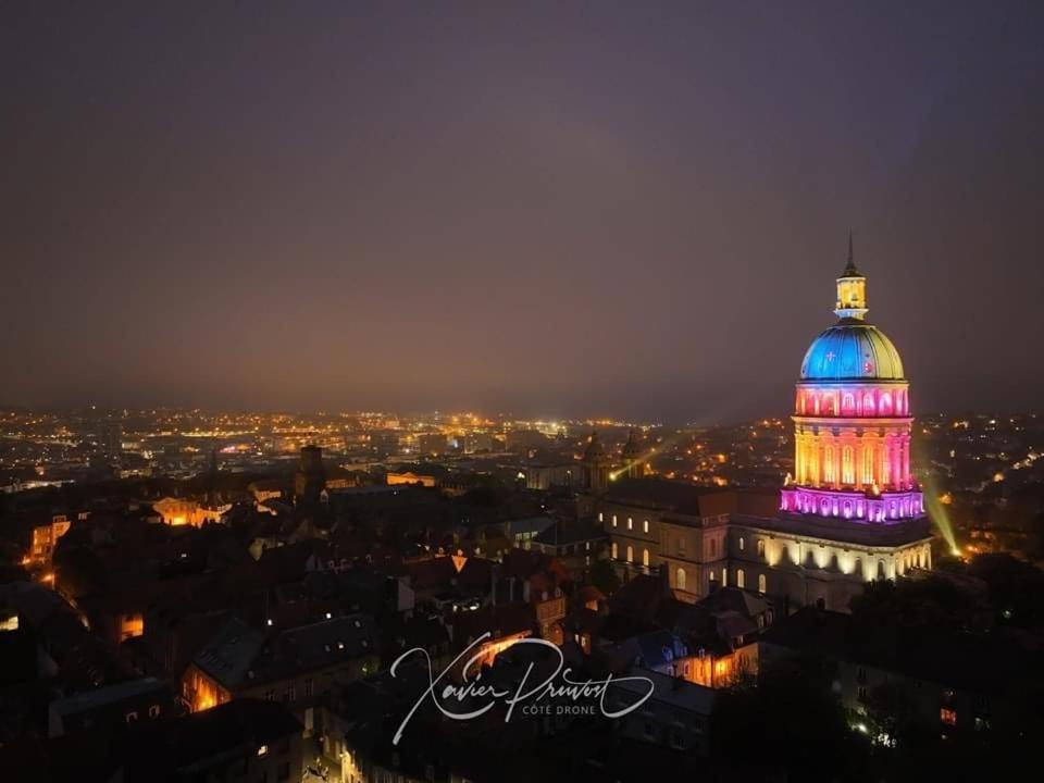 Le De Notre-dame - Au Coeur De La Vieille *